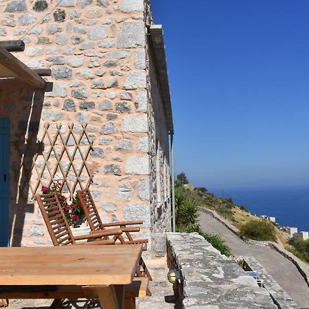 Villa Smaragda Liménion Buitenkant foto