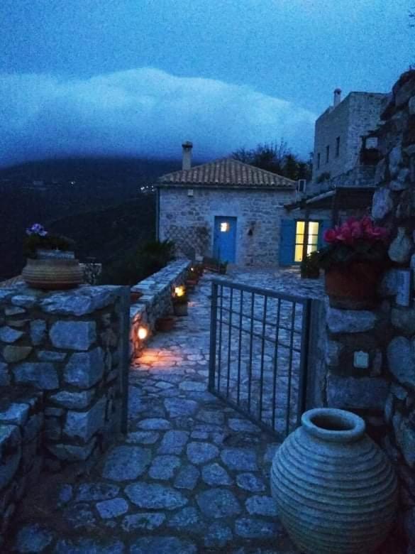 Villa Smaragda Liménion Buitenkant foto