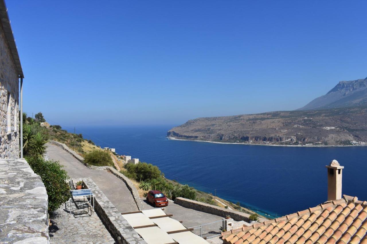 Villa Smaragda Liménion Buitenkant foto
