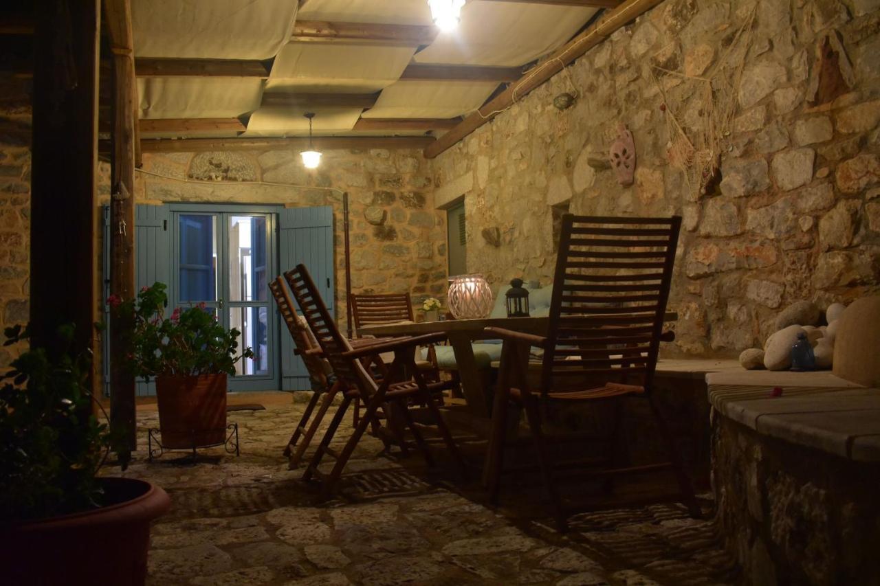 Villa Smaragda Liménion Buitenkant foto