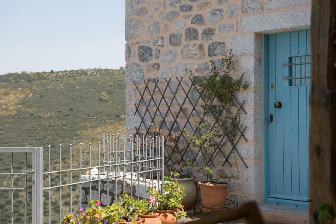 Villa Smaragda Liménion Buitenkant foto